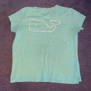 Blue Vineyard Vines Shirt. Short sleeve. Size medium
